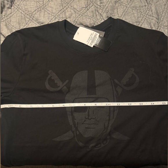 Las Vegas Raiders Pirate Tee - Picture 9 of 10